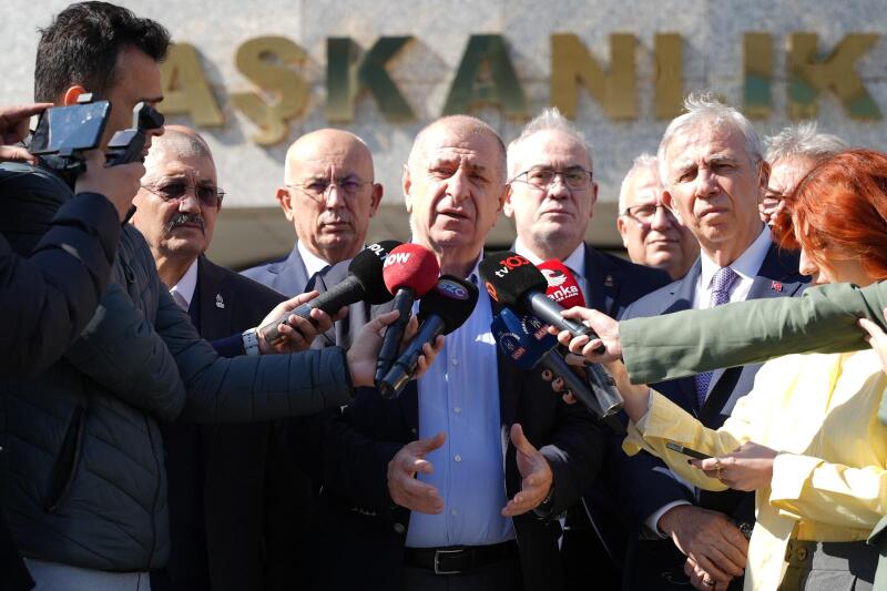 OLUMLU OLUMSUZ GELİŞMELERDE MANSUR BEY’İN ARKASINDA OLACAĞIZ