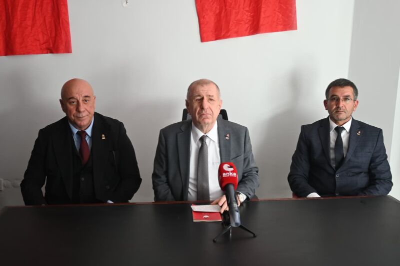 BİZ ‘ÖCALAN ÇIKMASIN’ DİYORUZ, MHP’LİLER PROTESTO EDİYOR